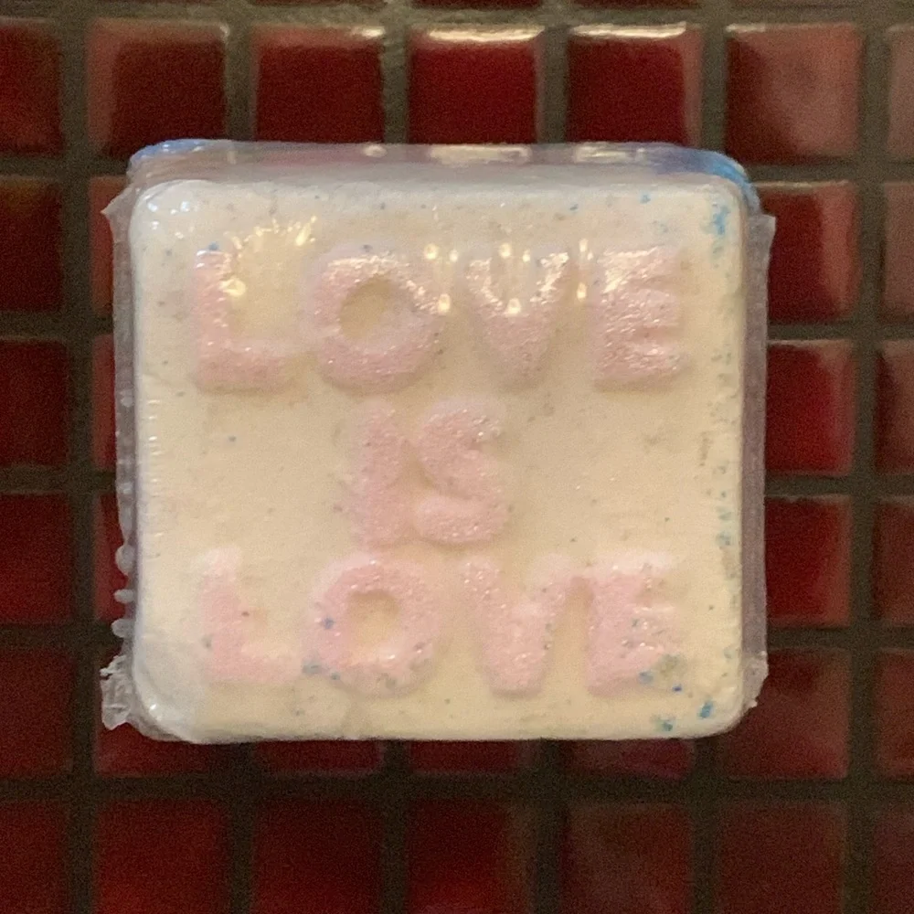 Fragrant Jewels Love is Love Scented Bath Bomb Mystery Ring Inside NWT